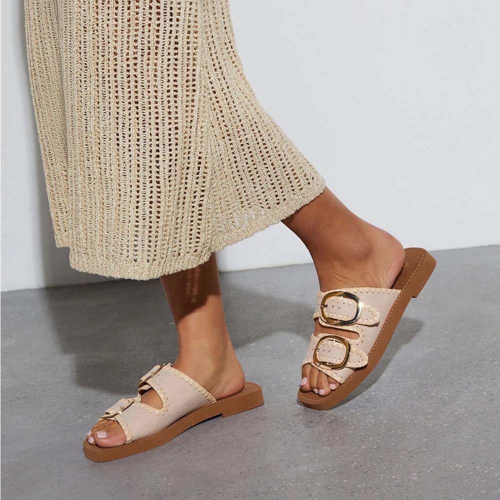 VICI Rica Embroidered Sandals - Picture 3 of 6